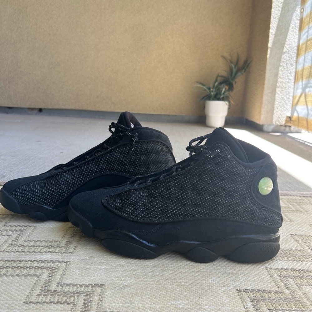 Authentic Jordan 13 Black Cat’s- 10.5